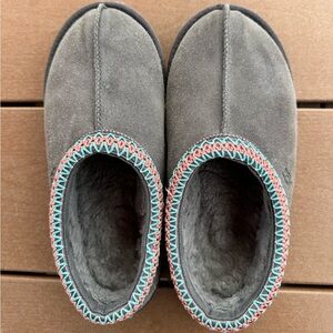 Ugg Tazz Gray Suede with Colorful Trim